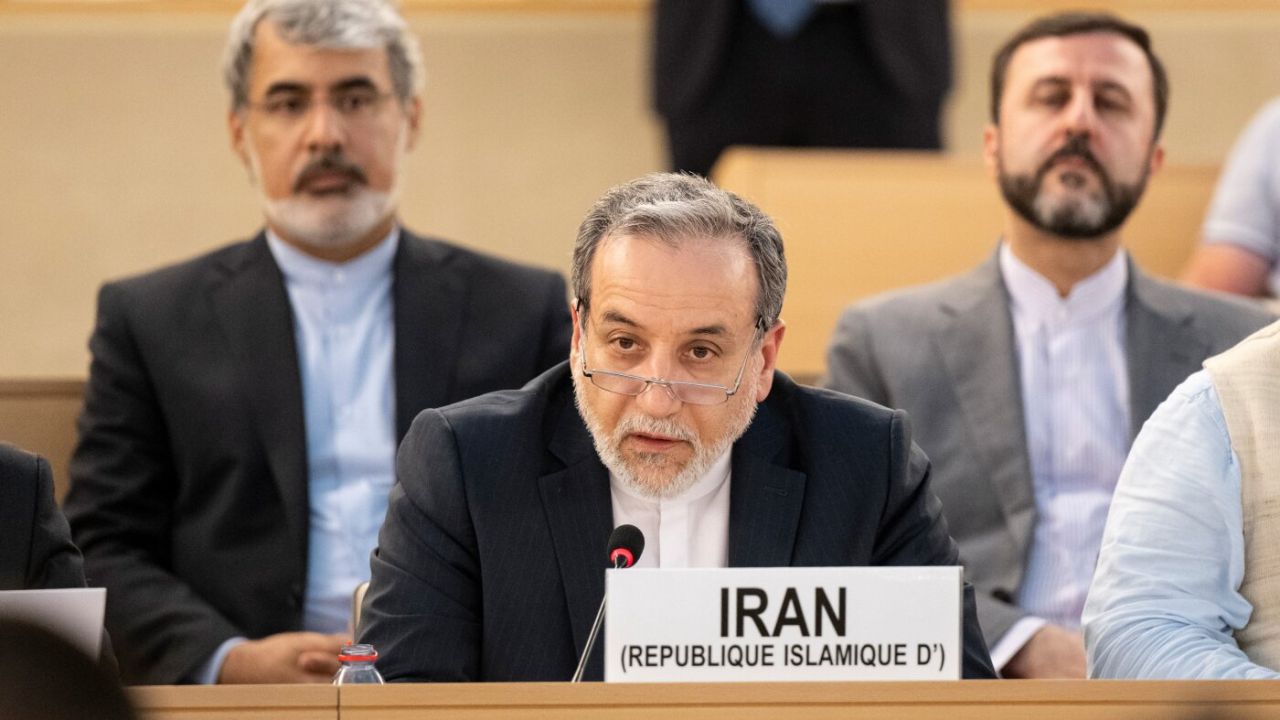 Ehbasvumaa gulheygothun mashvaraakuran Iran ge team eh Switzerland ah