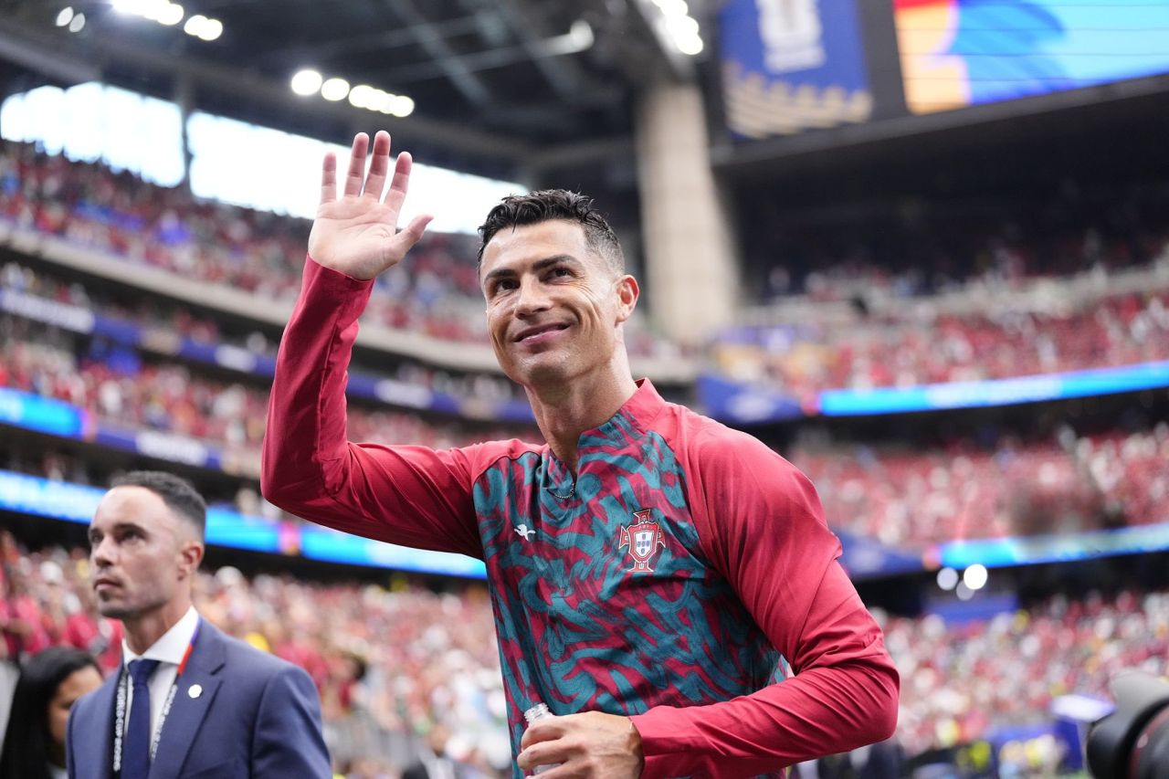 Faadu kiyunthakah Ronaldo bunee ''mihuree enburi ais'' kamah 
