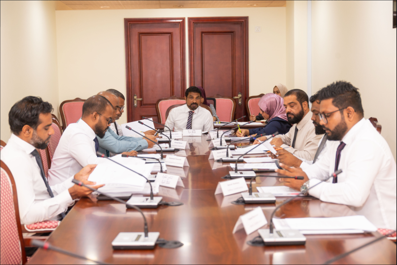 Gavaaidhuthah nuhadhaa faraaiythakah fiyavalhu alhan committee ah