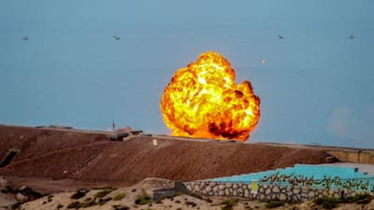 America in Iran ah hamalaadheefi, Iran ge varugadha inzaareh!