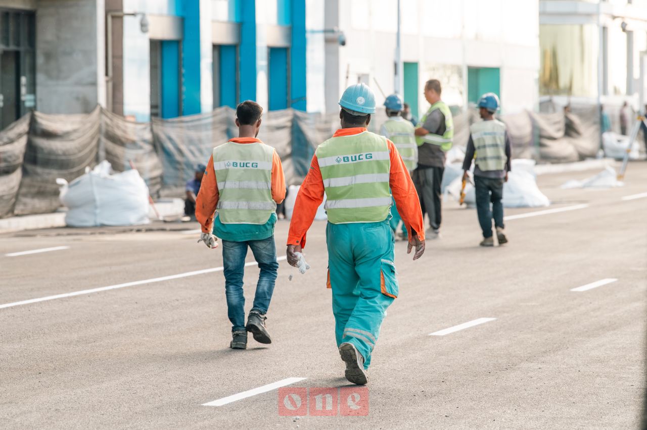 ވަން ފޮޓޯ: ބޮޑުތަކުރުފާނުމަގު ފުޅާކޮށް ތަރައްގީކުރުމުގެ މަޝްރޫއު ބާރަށް ކުރިއަށް 
