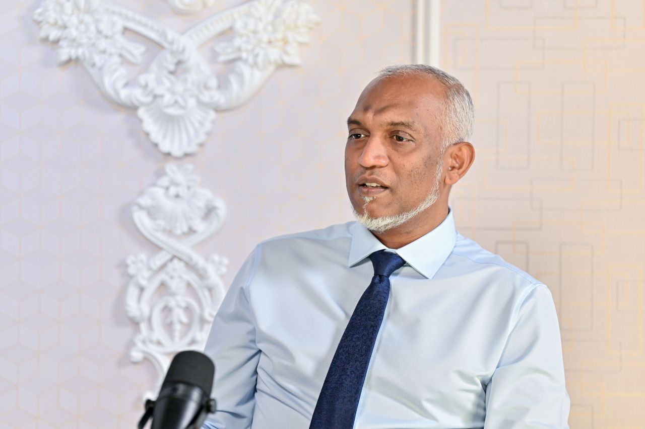 Kaabafain hoadhaidhin minivankan dhemehehttumakee enme bodu masooliyyathu: Raees