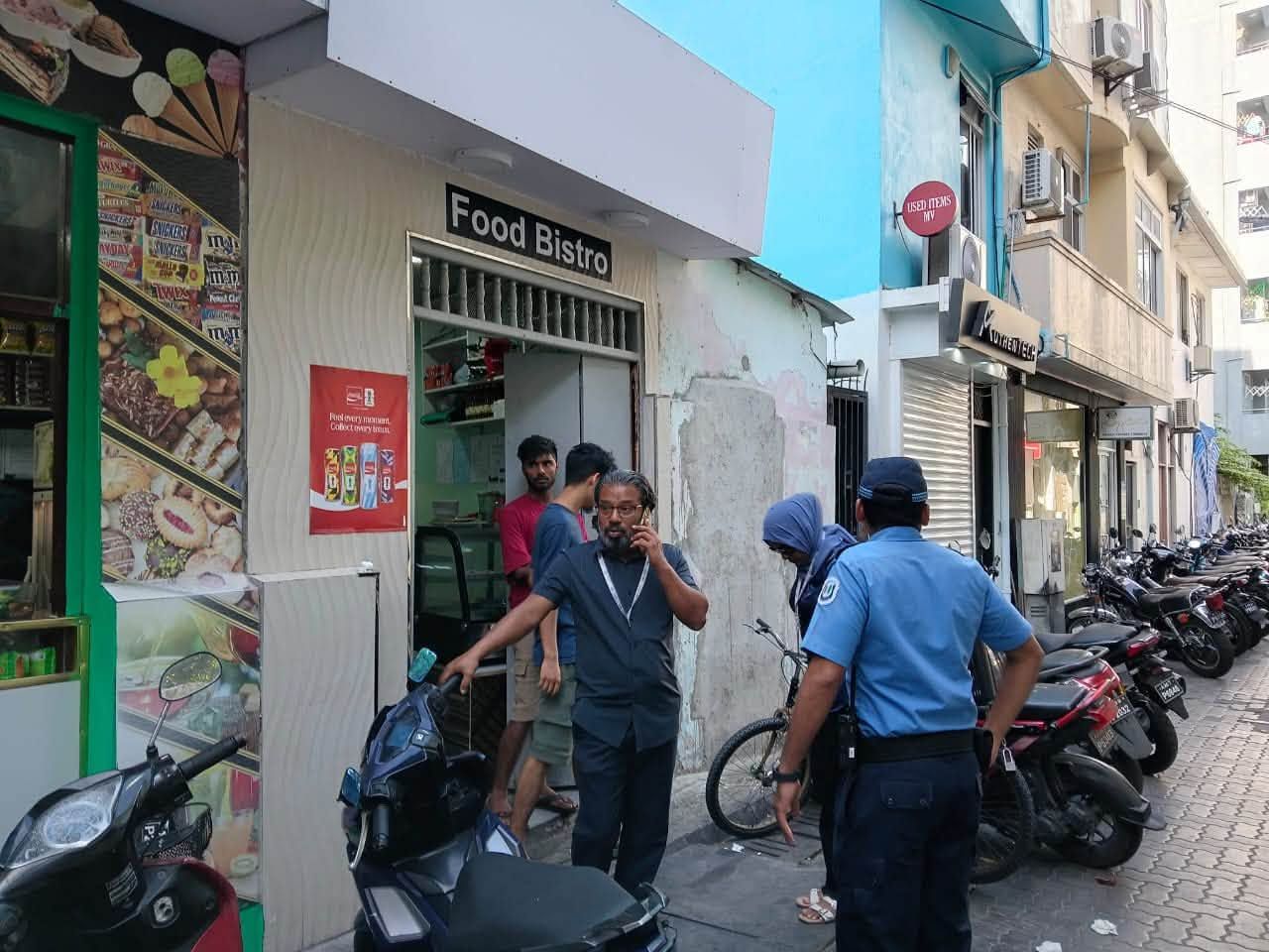 Dhunholhi rangalhu kuran dhen Food Bistro bandhu koffi