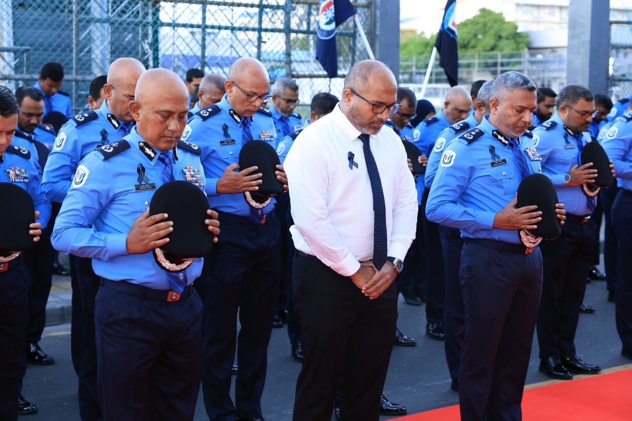 Hidhumathaa gulhun huri eki haadhisaa thakugai maruvi Fuluhunge zikuraa aakoffi