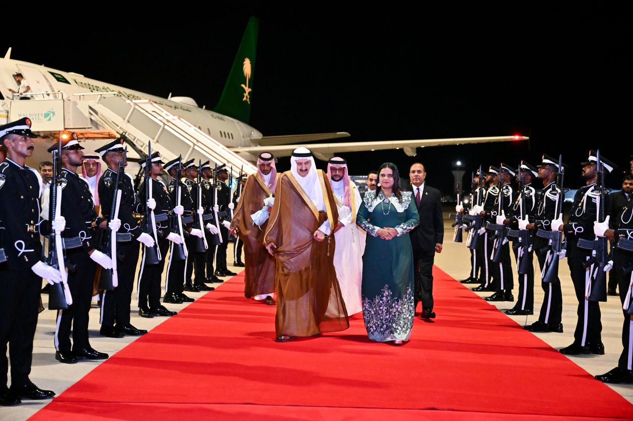 Minivan dhuvahuge harakaaitha sharafuverikohdhevumah, Saudi prince Mansoor vadaigenfi