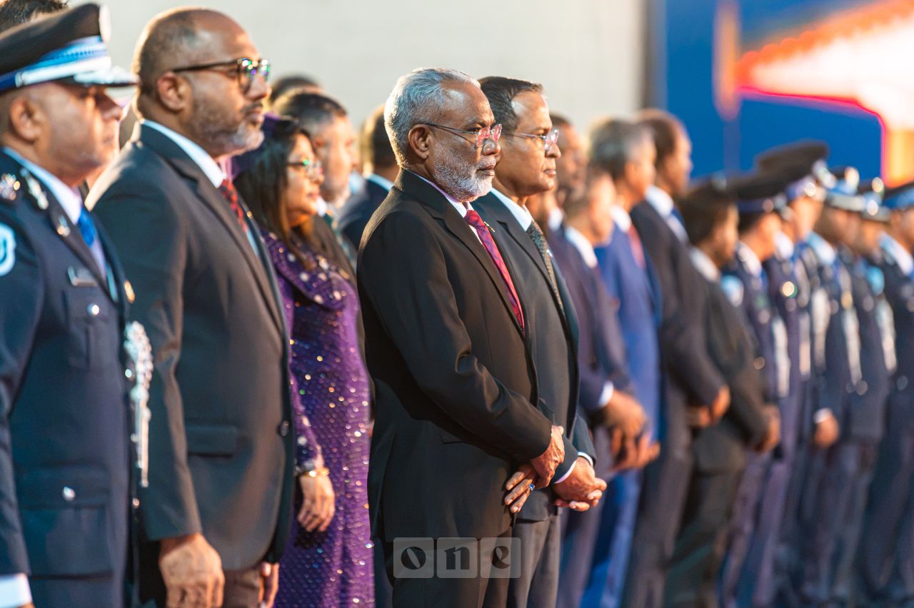 ވަން ފޮޓޯ: މިނިވަން ދުވަހުގެ ދިދަ ނެގުމުގެ ރަސްމިއްޔާތު