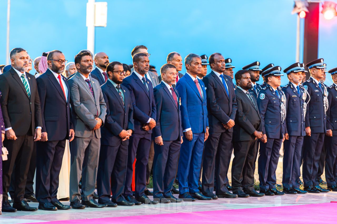 ވަން ފޮޓޯ: މިނިވަން ދުވަހުގެ ދިދަ ނެގުމުގެ ރަސްމިއްޔާތު