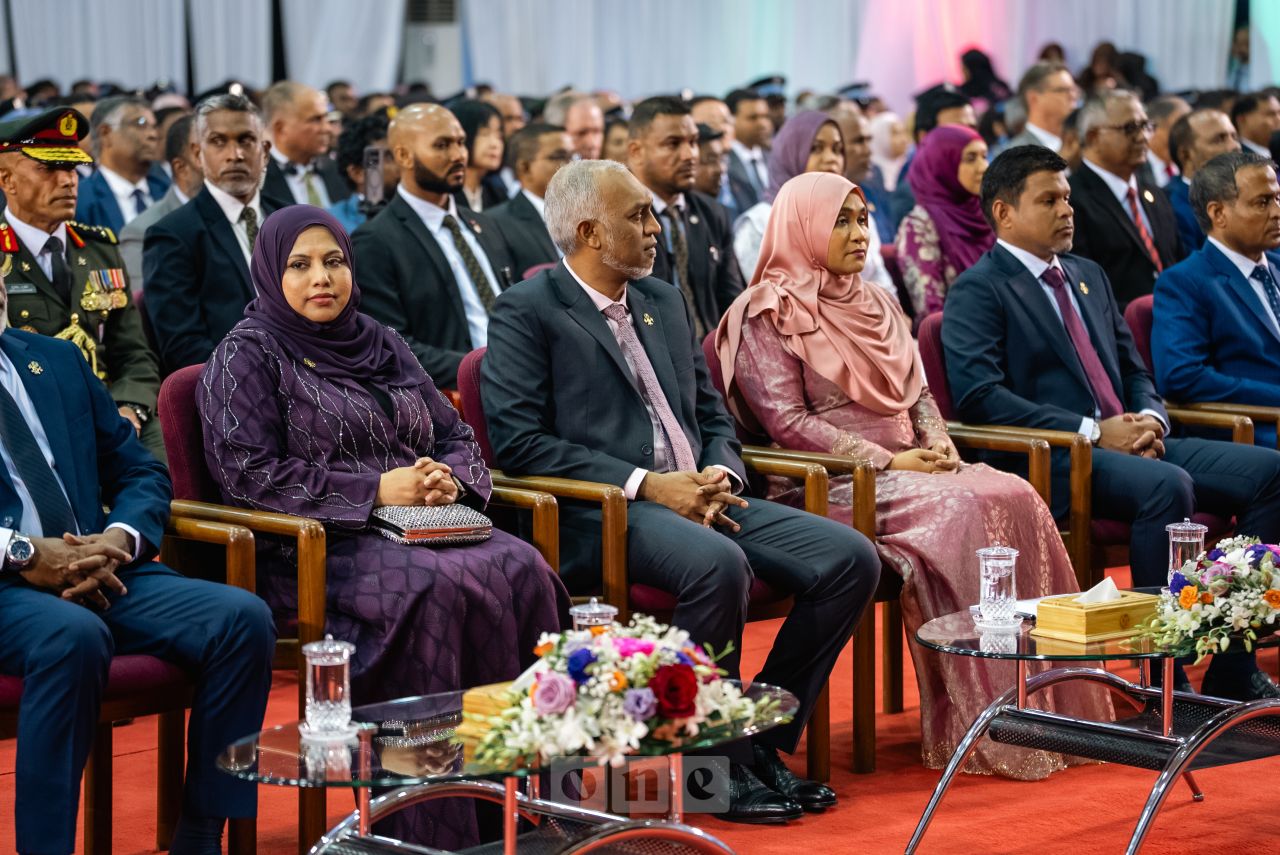 ވަން ފޮޓޯ: މިނިވަން ދުވަހުގެ ރަސްމީ ޖަލްސާ