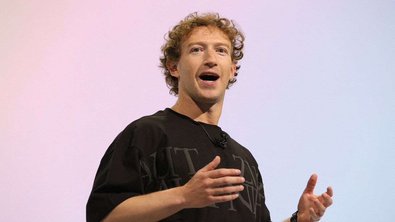China ge AI model thah manaa nukurumah Zuckerberg America ah govaalaifi