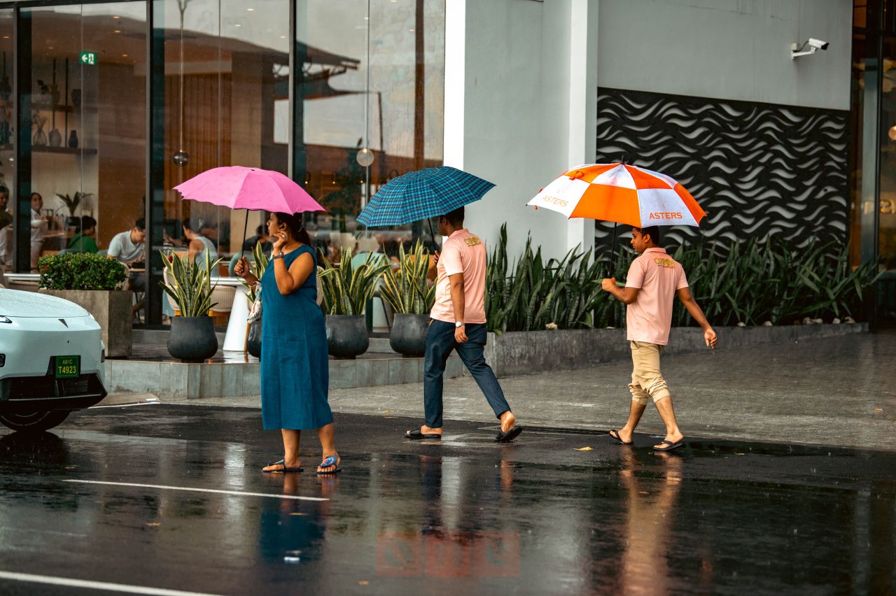 ވަން ފޮޓޯ: ހުޅަނގު މޫސުމުގައި ރާއްޖެއަށް ކުރަމުންދާ ވިއްސާރަ