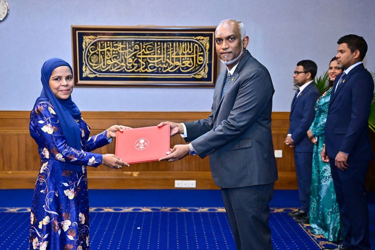 Belgium aai EUge safeeru kamah Dhiyana ayyan kuravvaifi