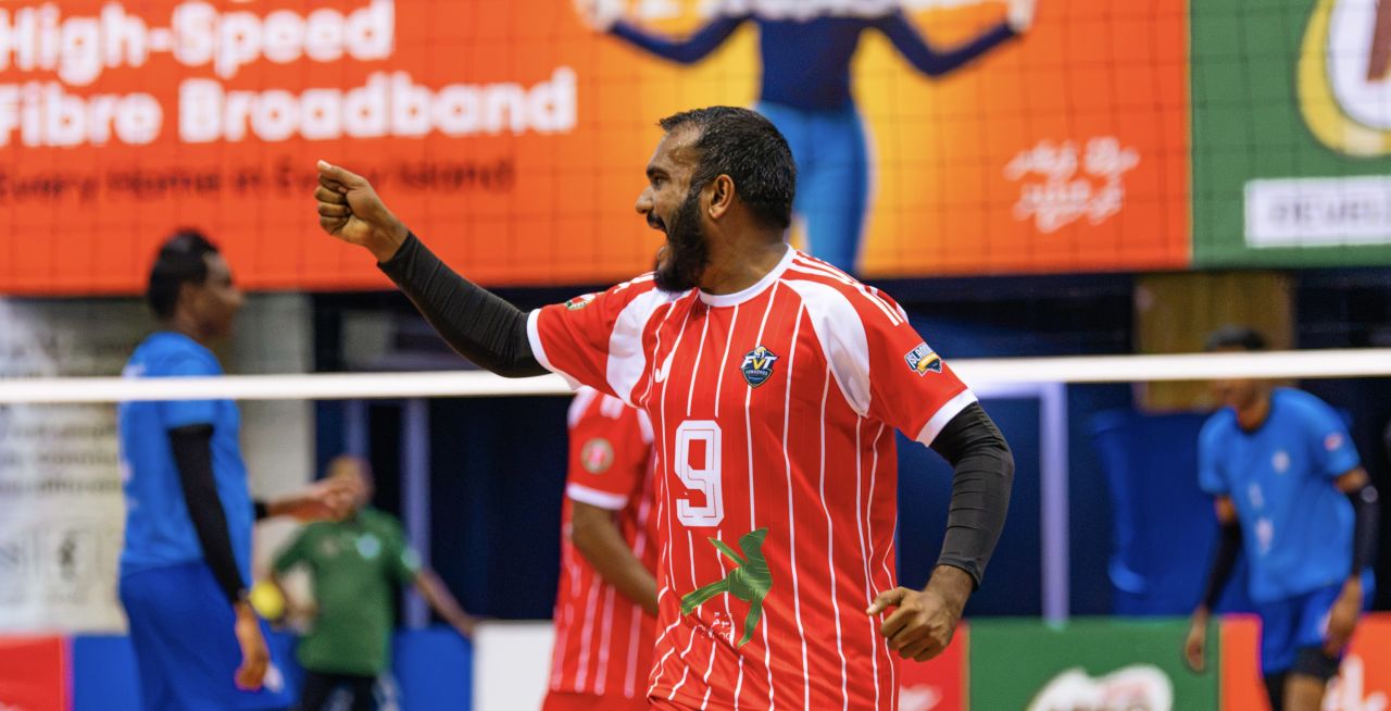 Raajje Super League: Fonadhoo aai Goidhoo semi ah 