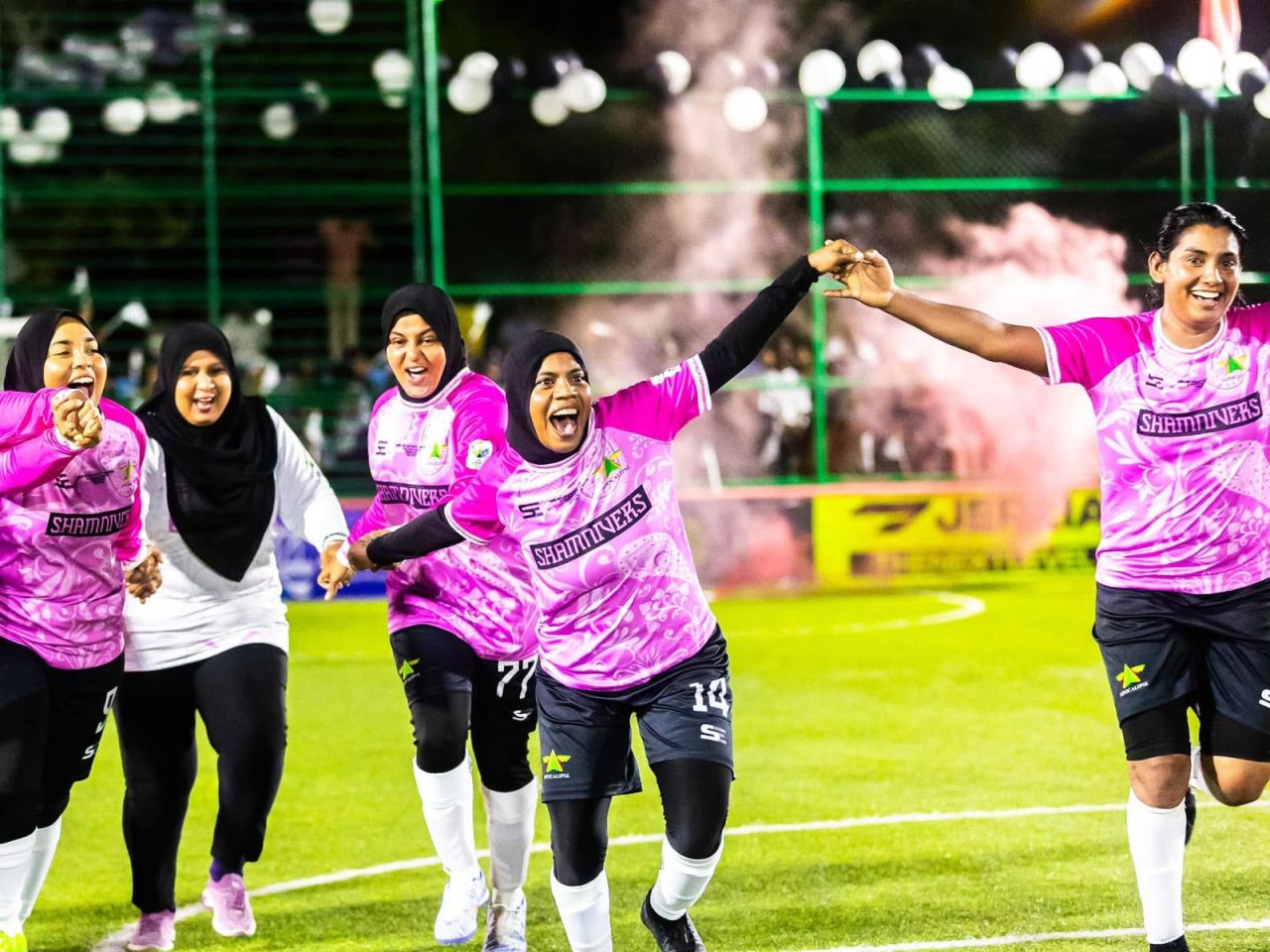 MYAT femina futsal: Atoll ge vaadhaverikamaaeku foari fenigendhaane 