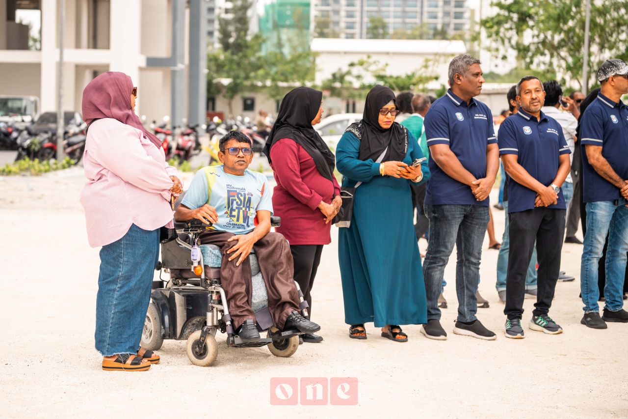 ވަން ފޮޓޯ: އެޗްޑީސީގެ 