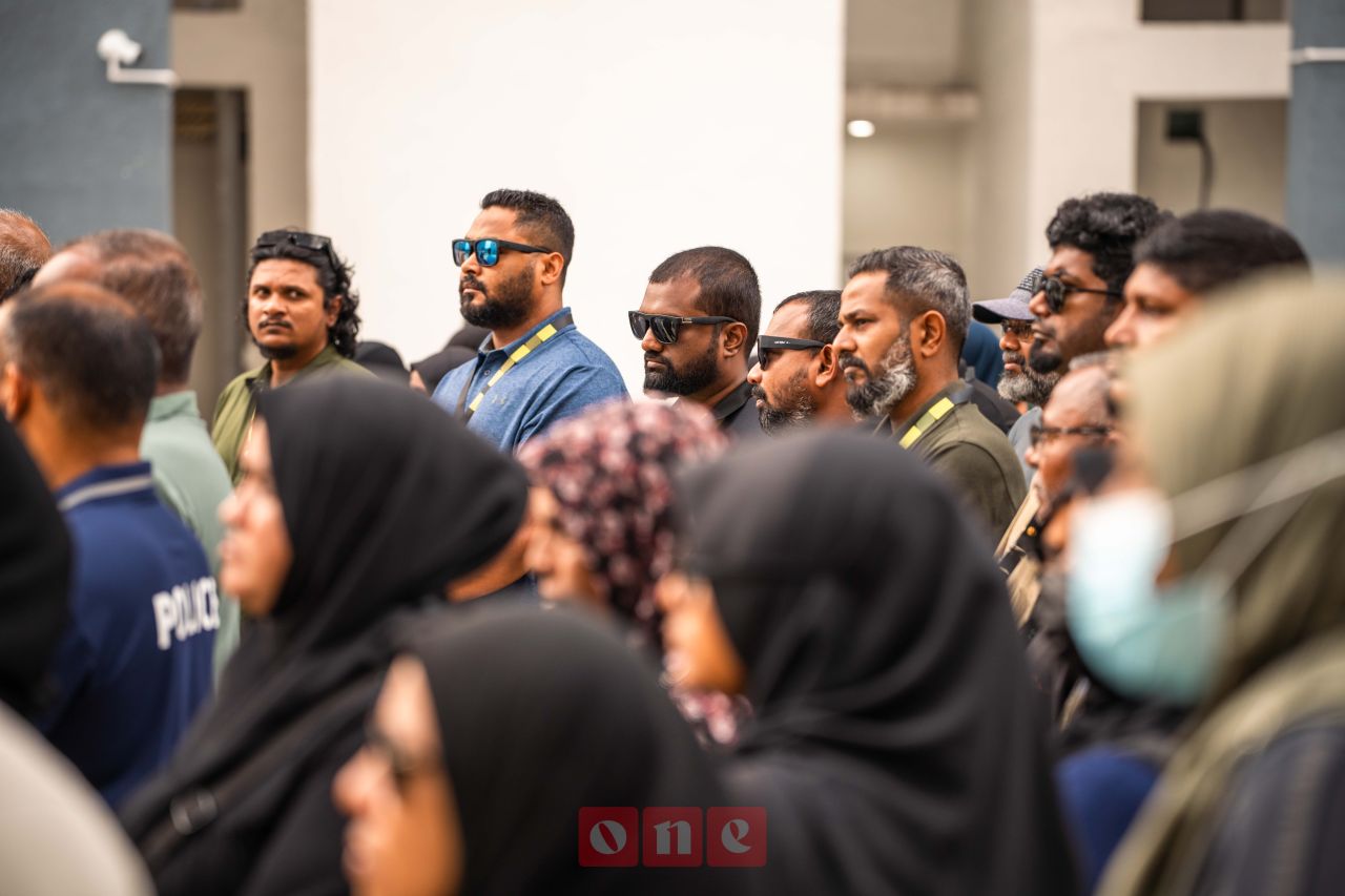 ވަން ފޮޓޯ: އެޗްޑީސީގެ 