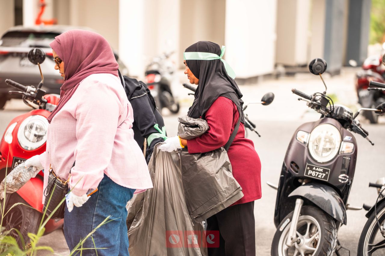 ވަން ފޮޓޯ: އެޗްޑީސީގެ 