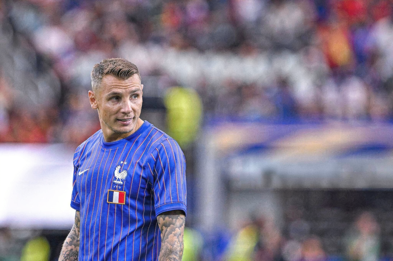 France defender Digne enburi PSG ah 