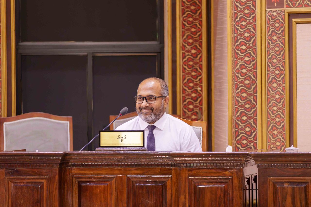 Mi sarukaaru maruge hukum thanfeezu kuraane: Minister 