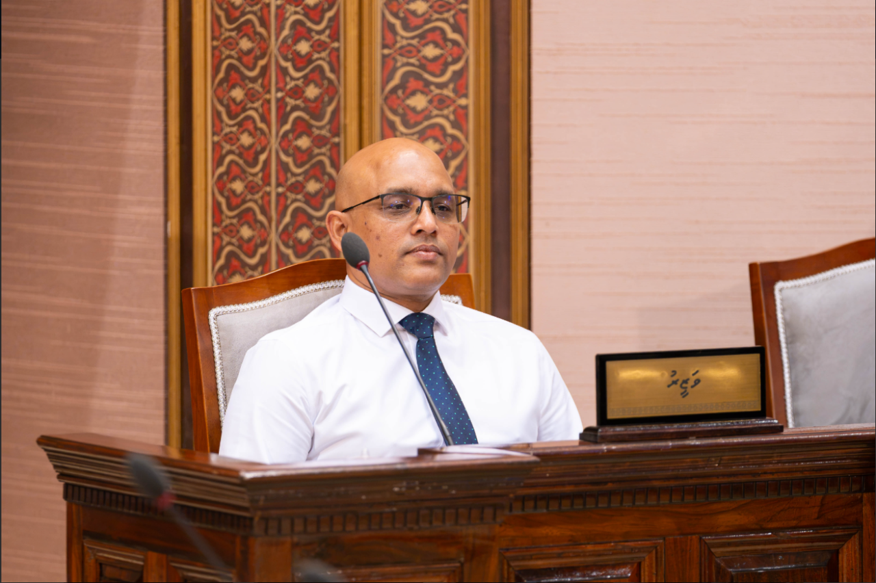 Alah ufehddhi 5 kunfuneege sababun ithuruvee 156 muvahzzafun