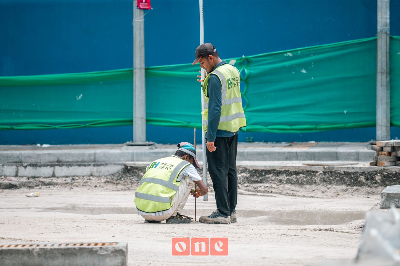 ވަން ފޮޓޯ: އަމީނީމަގުގެ މަރާމާތުގެ މަސައްކަތް
