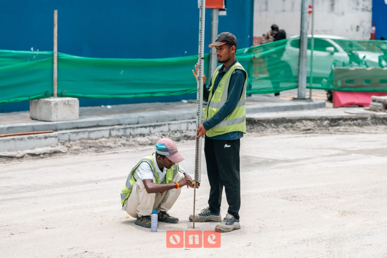 ވަން ފޮޓޯ: އަމީނީމަގުގެ މަރާމާތުގެ މަސައްކަތް