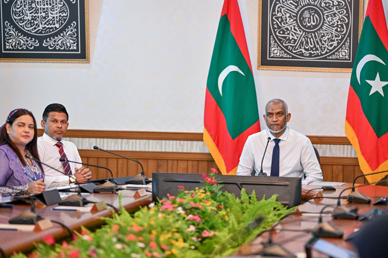 Raajjeyge kandun thelaai gas adhi maudhan hoadhai negumah gaanooneh hadhanee 