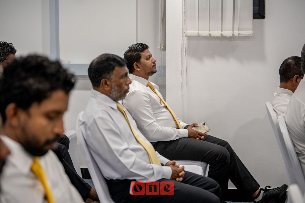 ވަން ފޮޓޯ: އެމްޑީޕީގެ ގައުމީ މަޖިލިސް ބައްދަލުވުން 