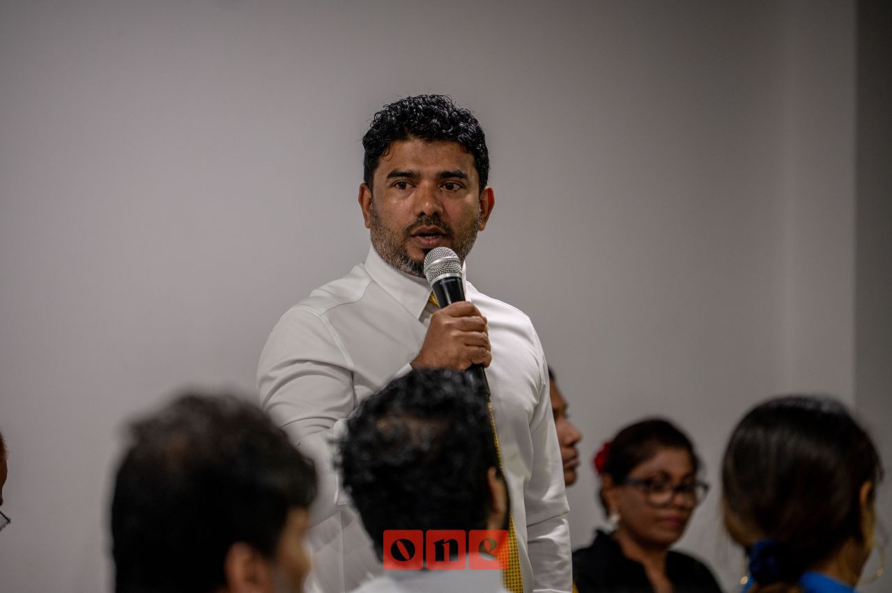 ވަން ފޮޓޯ: އެމްޑީޕީގެ ގައުމީ މަޖިލިސް ބައްދަލުވުން 