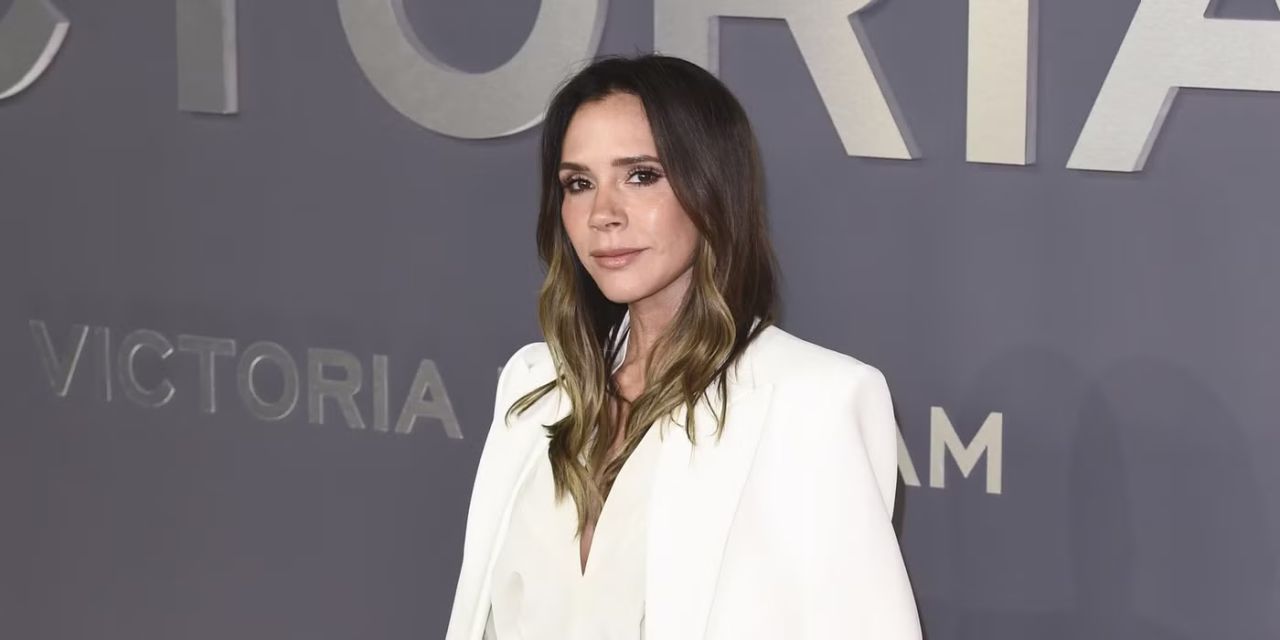 Victoria Beckham ge kunfunyah 18 aharu fahun furathama faharah faidhaavejje