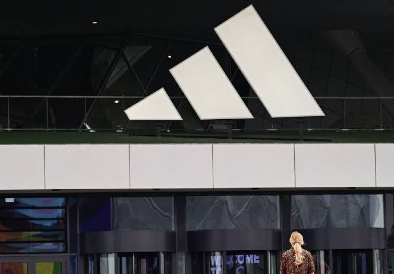 Adidas ge campaign ehgai Israel ge kureege sifain ge meehaku himenumun boycott kuran govaalaifi