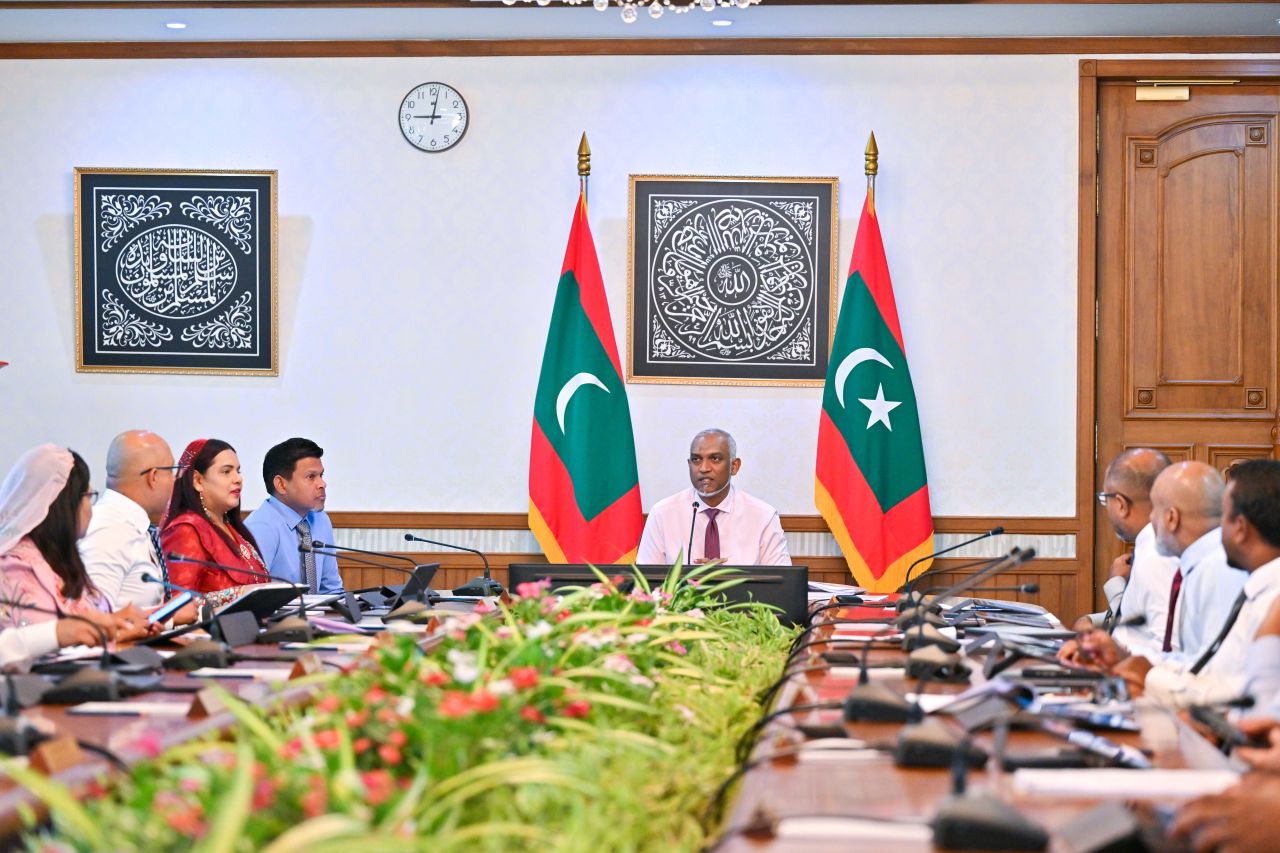 Ihuthiraam adhaa kurumuge mashroouge shiaarakee 
