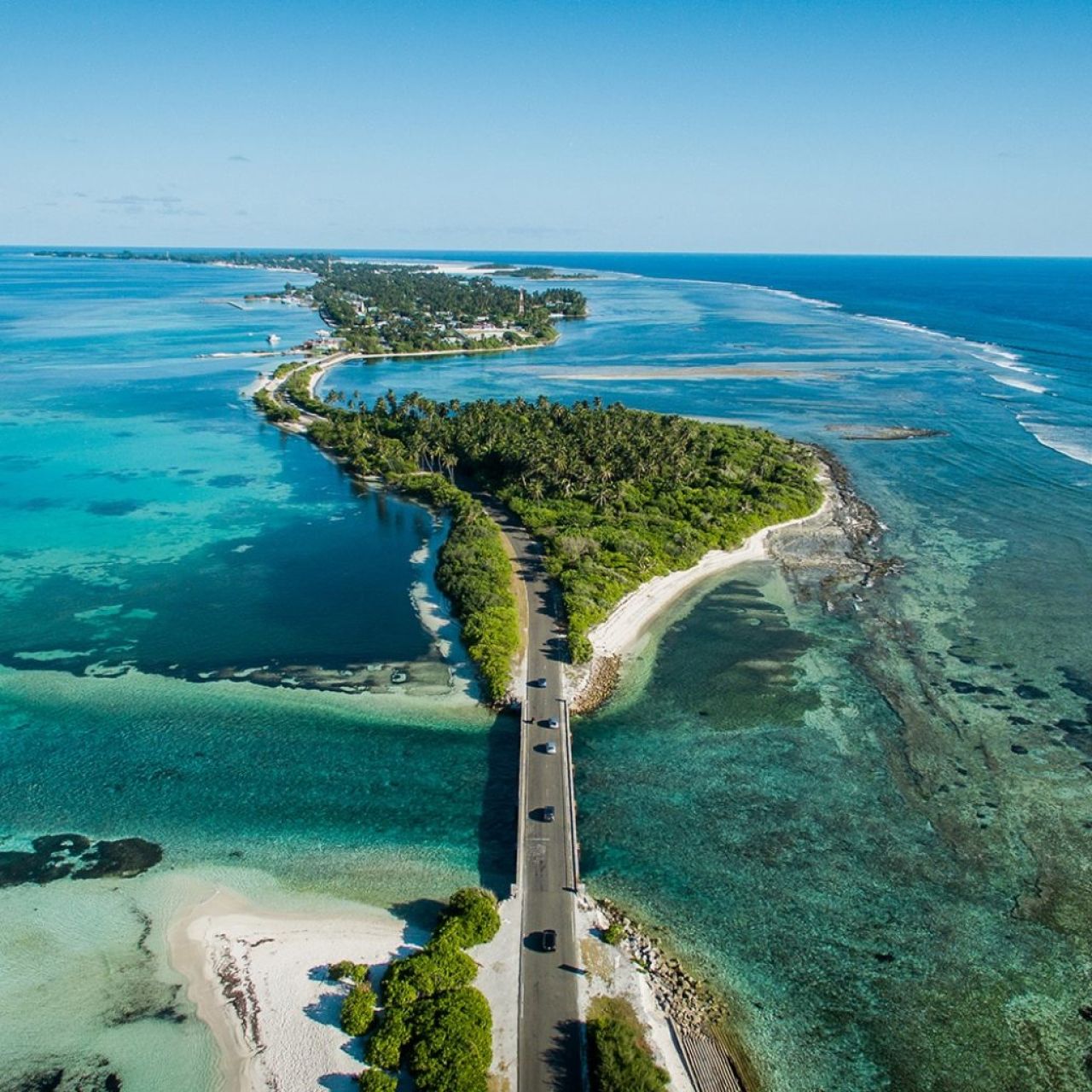 Fenboduve, haalathu goassvefaivaathee addu link road beynun nukuran edhihjje