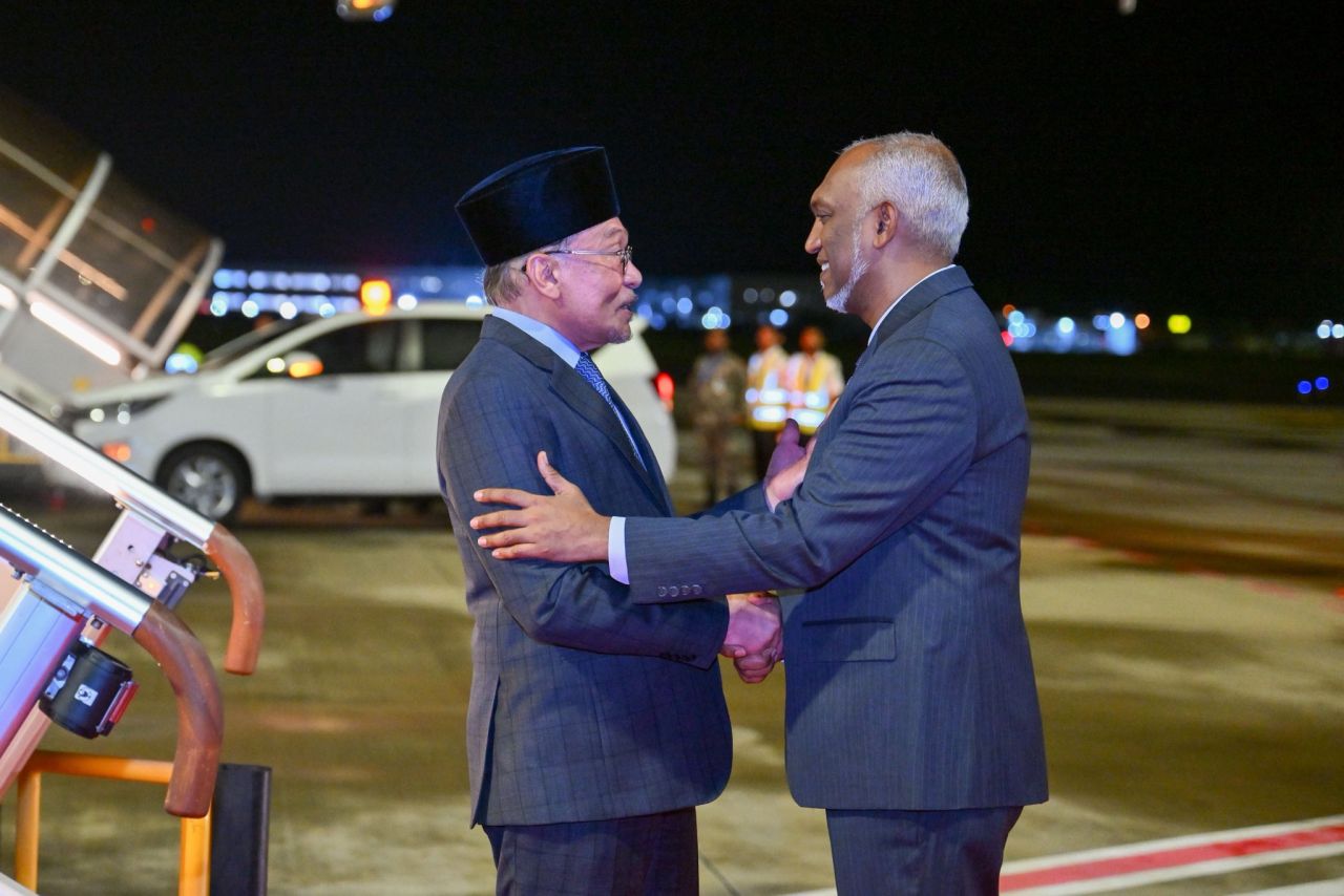 Malaysia ge boduvazeeru Anwar Raajje vadaigenfi