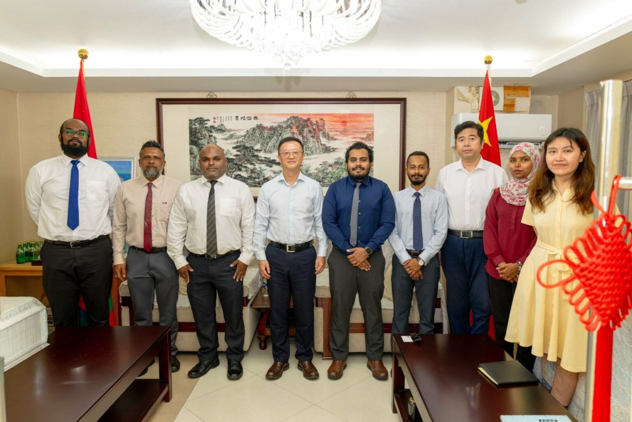Bridge bellehetumuge fahnee thamreenakah dhivehi team eh China ah
