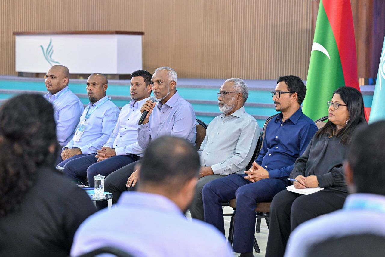 Idhikolhun ulhenee hamanujehun ufahdhan, PNC inn furusathu dheegen nuvaane: Raees 