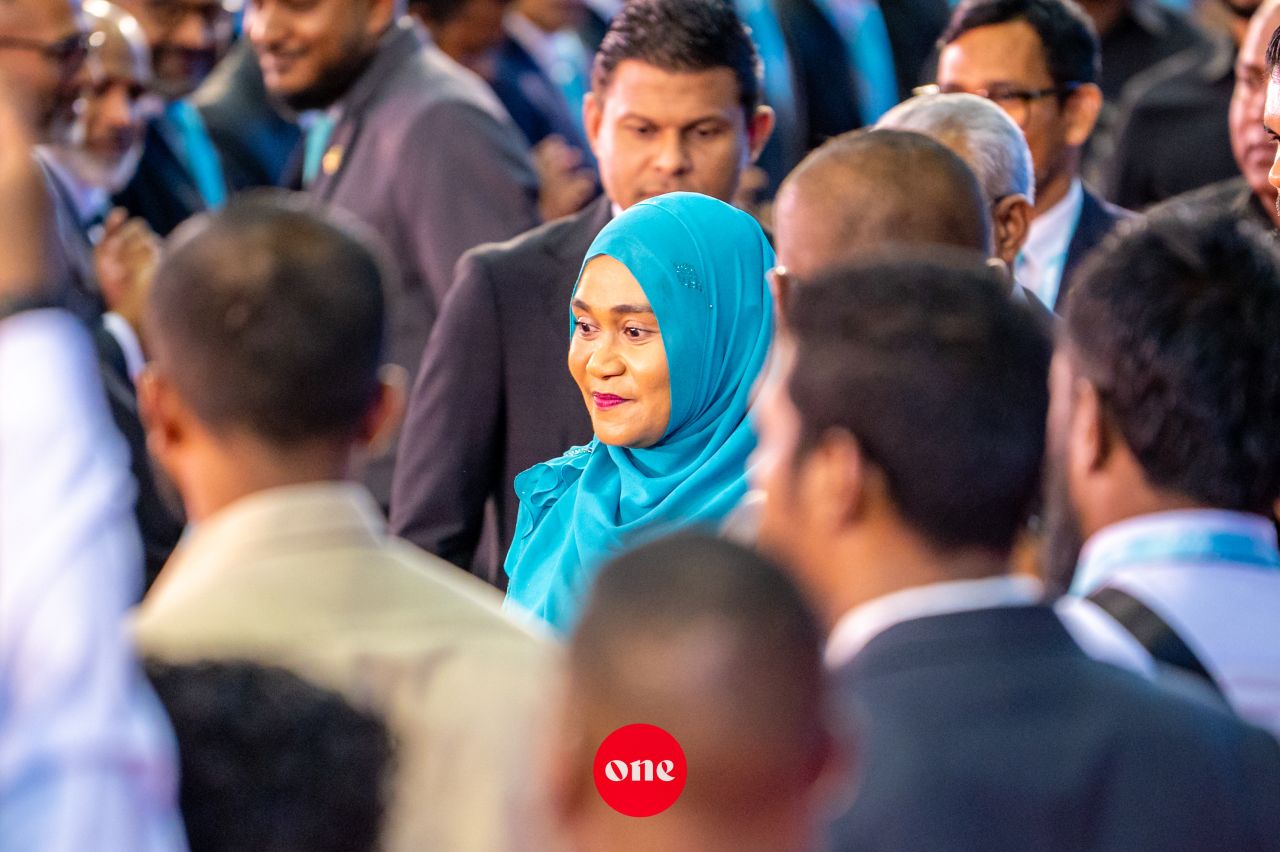 ވަން ފޮޓޯ: ޕީއެންސީގެ މަތީ މަޖިލިސް ރަސްމީކޮށް ފެށުމަށް ސޯޝަލް ސެންޓަރުގައި ބޭއްވި ޖަލްސާ