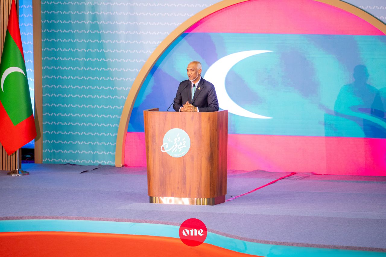 ވަން ފޮޓޯ: ޕީއެންސީގެ މަތީ މަޖިލިސް ރަސްމީކޮށް ފެށުމަށް ސޯޝަލް ސެންޓަރުގައި ބޭއްވި ޖަލްސާ