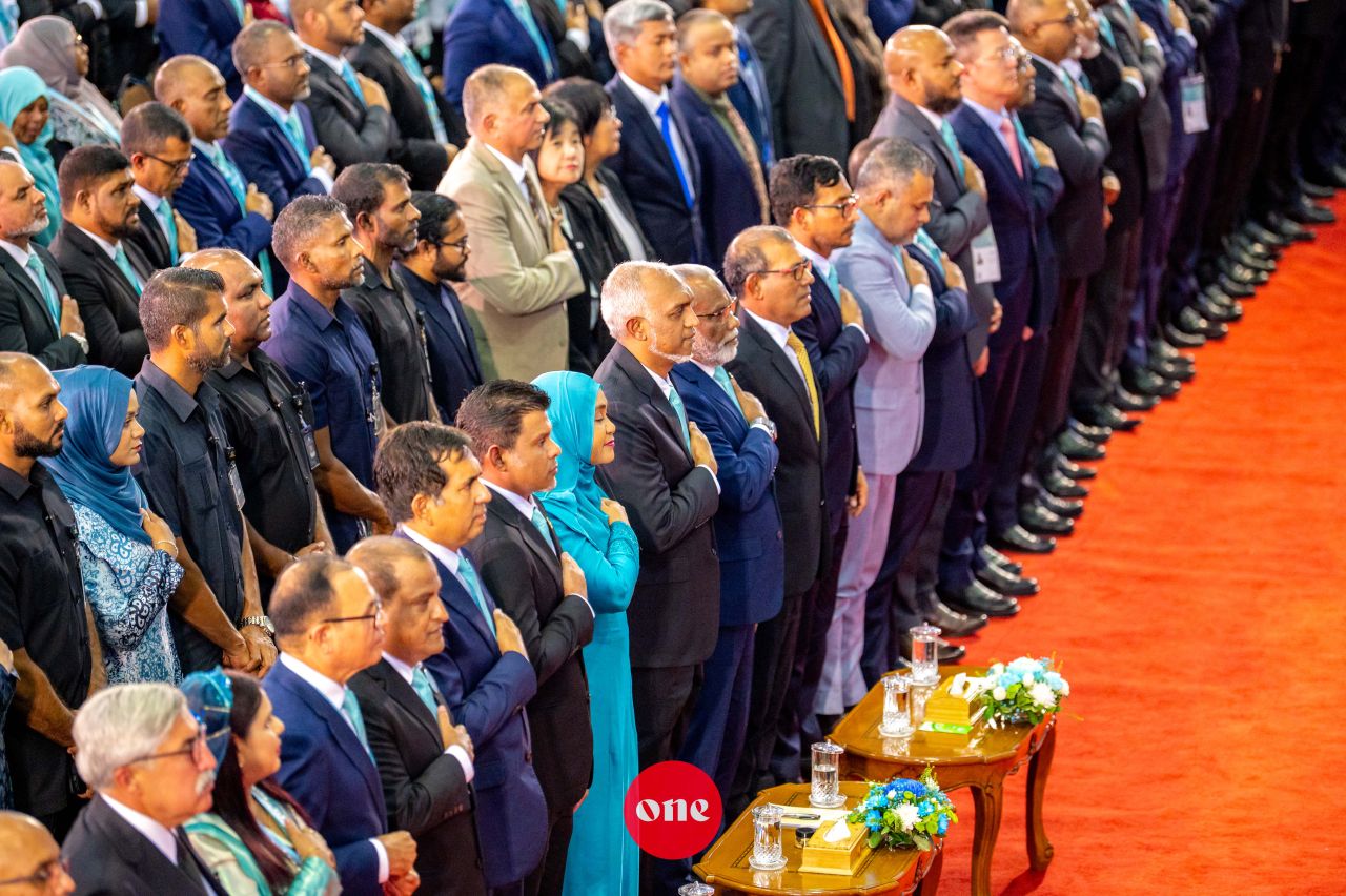 ވަން ފޮޓޯ: ޕީއެންސީގެ މަތީ މަޖިލިސް ރަސްމީކޮށް ފެށުމަށް ސޯޝަލް ސެންޓަރުގައި ބޭއްވި ޖަލްސާ