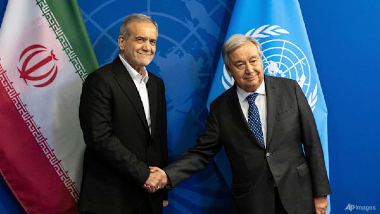 UN ge bahddhaluvunthakah America ah dhaan Iran ah huhddha dheefi