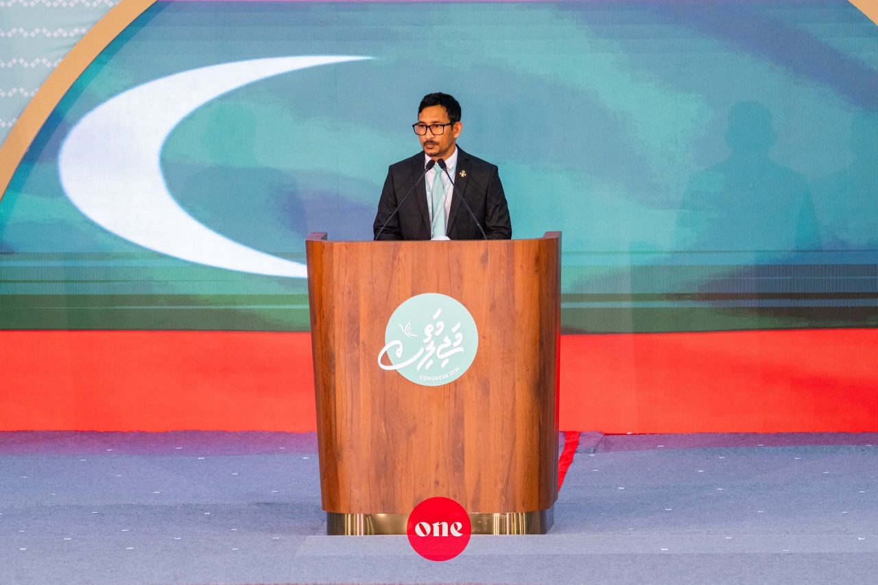 Yameen ge za'aamathakee boluge rihumeh, efadha verikamakah rayyithun neydhey: Falah 
