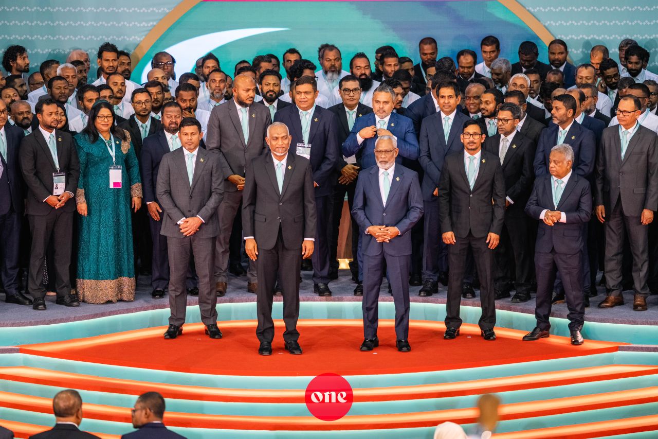 ވަން ފޮޓޯ: ޕީއެންސީ ކޮންގްރެސް ނިންމުމުގެ ރަސްމިއްޔާތު