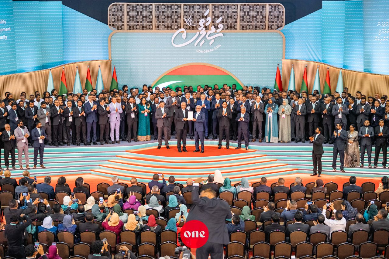 ވަން ފޮޓޯ: ޕީއެންސީ ކޮންގްރެސް ނިންމުމުގެ ރަސްމިއްޔާތު