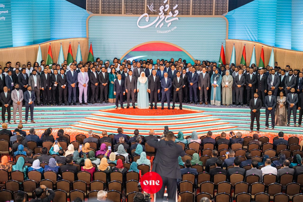 ވަން ފޮޓޯ: ޕީއެންސީ ކޮންގްރެސް ނިންމުމުގެ ރަސްމިއްޔާތު