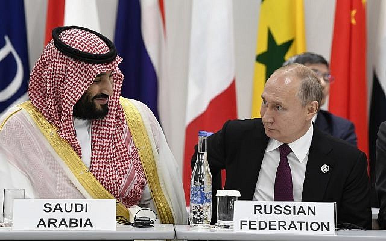 Russia aai Saudi inn dhe kanduolheege salaamathaa gulheygothun mashvaraa kohffi 