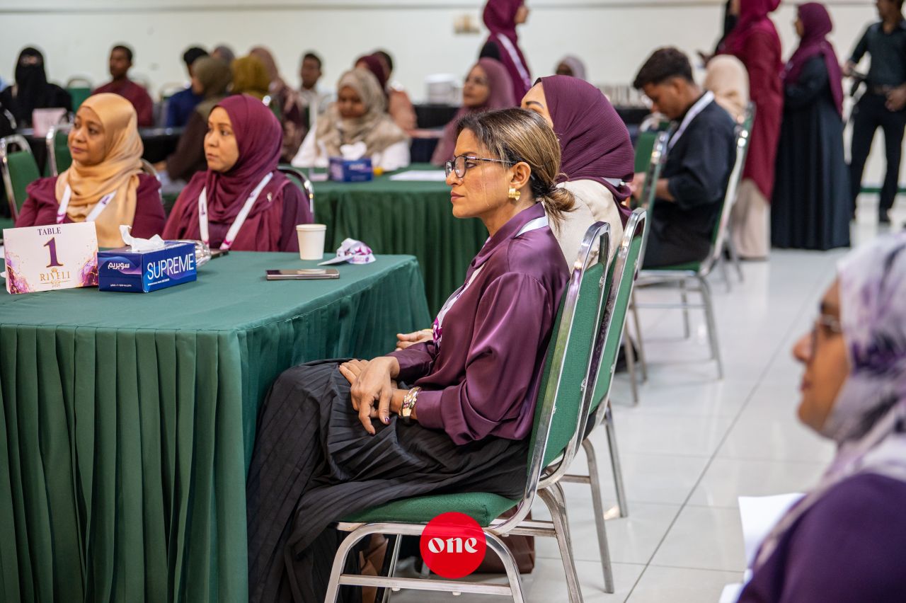 ވަން ފޮޓޯ: އައިޔޫއެމްގެ ޕޯސްޓްގްރެޖުއޭޓް ދިރާސީ މުބާރާތް 