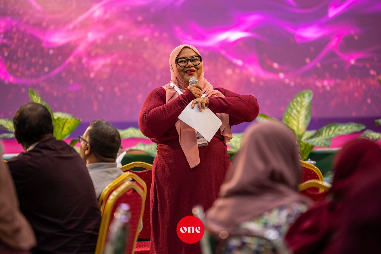 ވަން ފޮޓޯ: އައިޔޫއެމްގެ ޕޯސްޓްގްރެޖުއޭޓް ދިރާސީ މުބާރާތް 