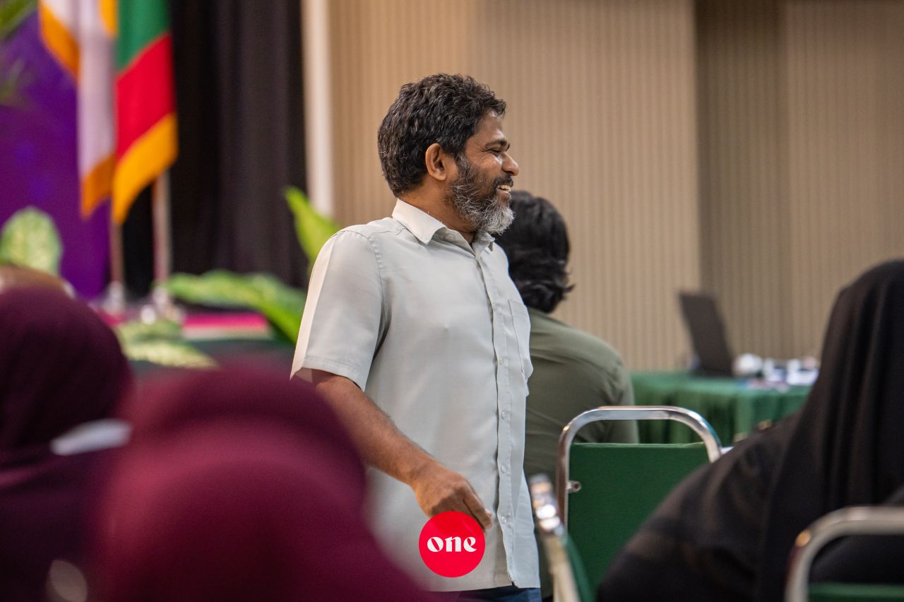 ވަން ފޮޓޯ: އައިޔޫއެމްގެ ޕޯސްޓްގްރެޖުއޭޓް ދިރާސީ މުބާރާތް 