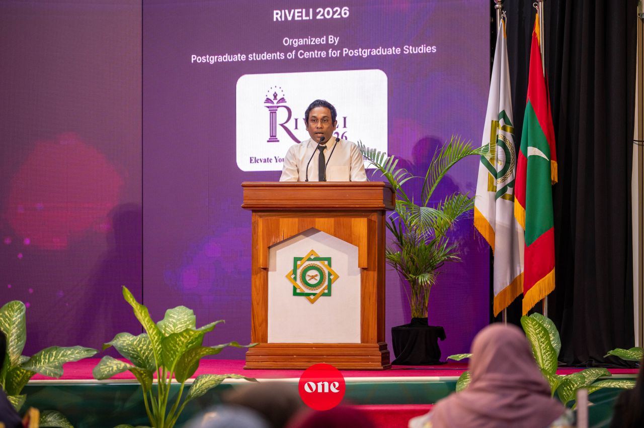 ވަން ފޮޓޯ: އައިޔޫއެމްގެ ޕޯސްޓްގްރެޖުއޭޓް ދިރާސީ މުބާރާތް 