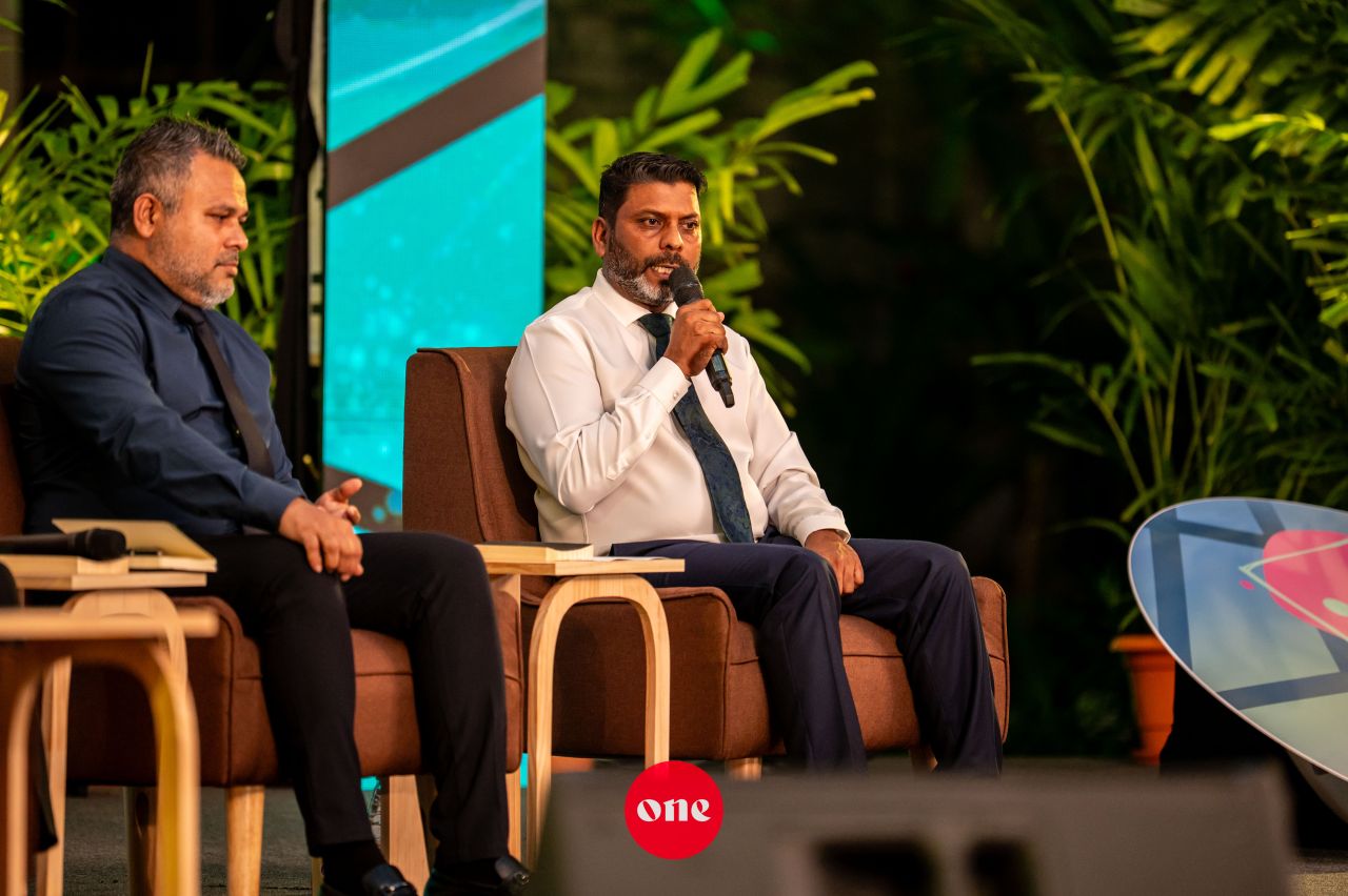 ވަން ފޮޓޯ: 