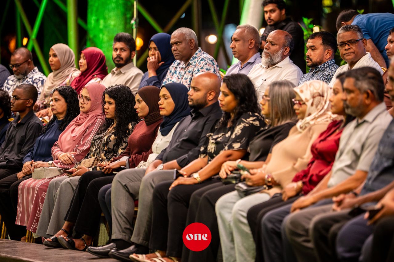 ވަން ފޮޓޯ: 